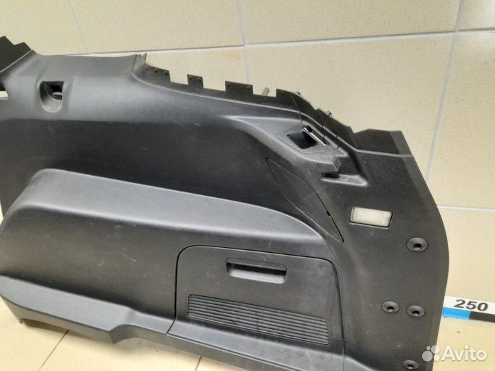 Обшивка/пластик багажника Ford S-MAX