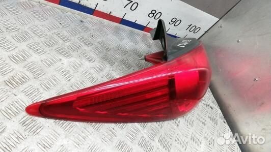 Фонарь задний левый nissan tiida C11X (KDN28MX01)