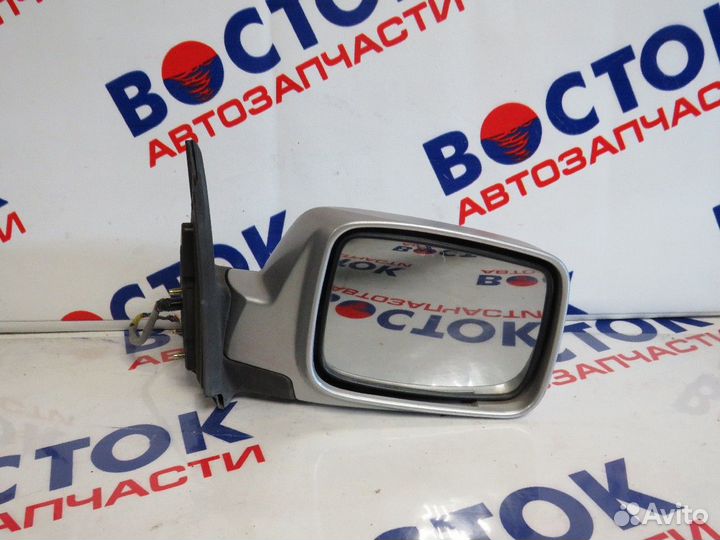 Зеркало Право nissan X-trail T30, NT30, PNT30