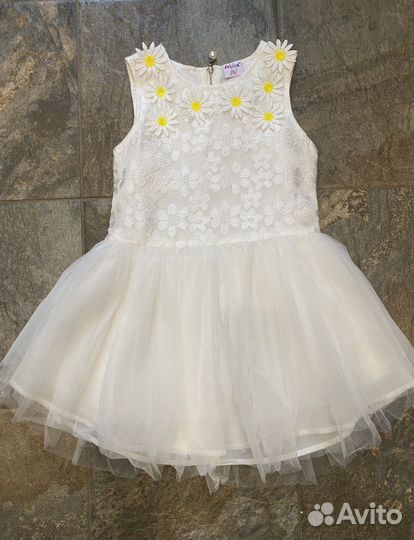 Нарядное платье