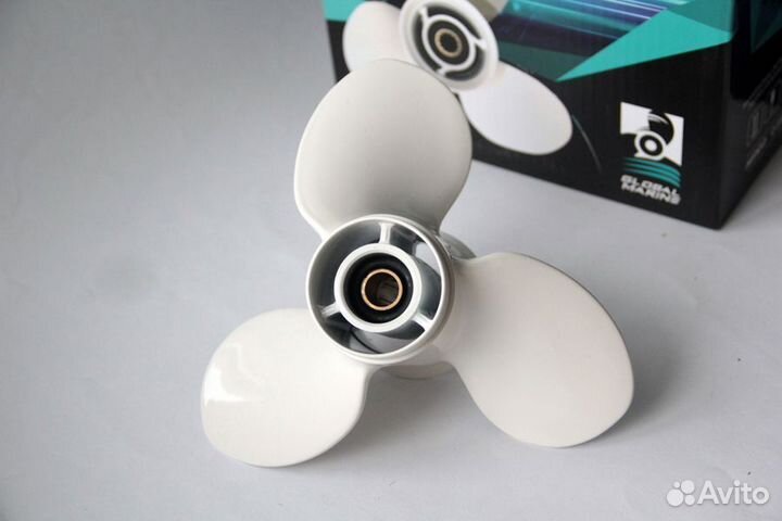 Винт гребной Yamaha 9.9 - 15, 9 1/4 х 9