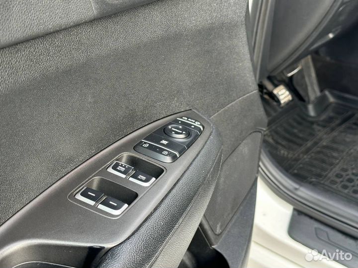 Kia Optima 2.0 AT, 2018, 240 000 км