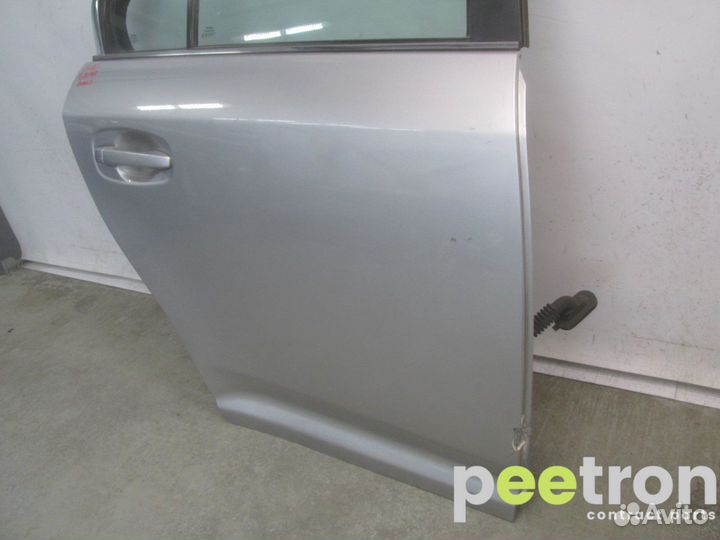 Б/У Дверь задняя правая б/у 67003-05041 toyota