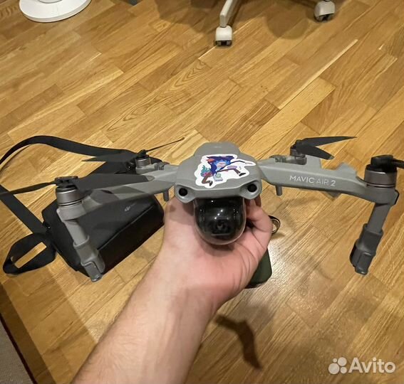 Квадрокоптер DJI Mavic Air 2
