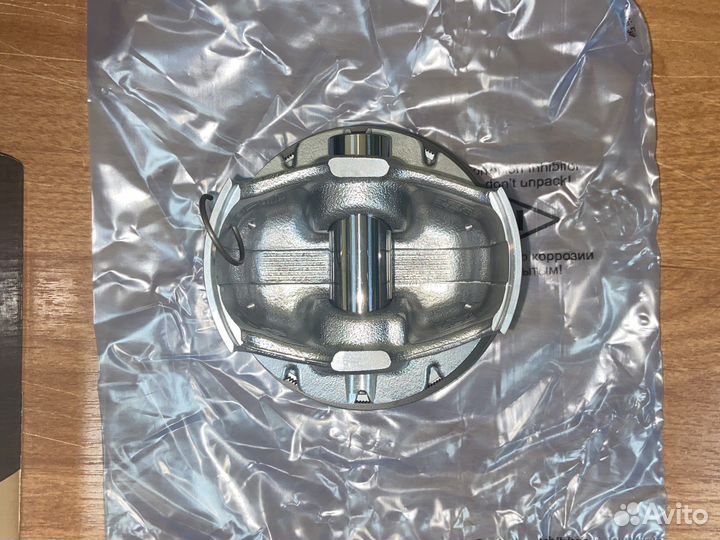 Поршня 21127 приора к16 кл 82,50 Ас кольцами