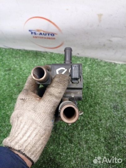 Корпус термостата Opel Astra H хетчбек 1.8 Z18XER