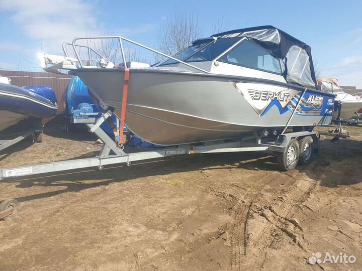 Новый Катер Berkut XL-Jacket Yamaha F150