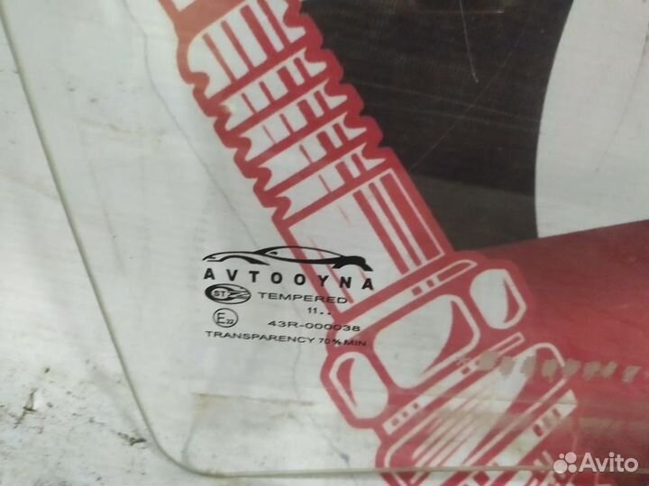 Стекло двери передней правой Daewoo Nexia