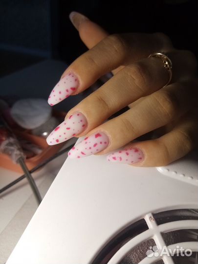 Наращивание ногтей
