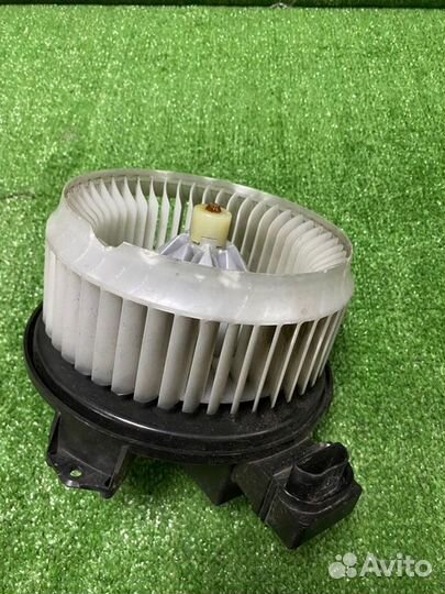 Мотор печки Honda Inspire CP3 J35A 2010