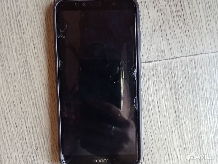 Мобильные телефоны honor 7а про