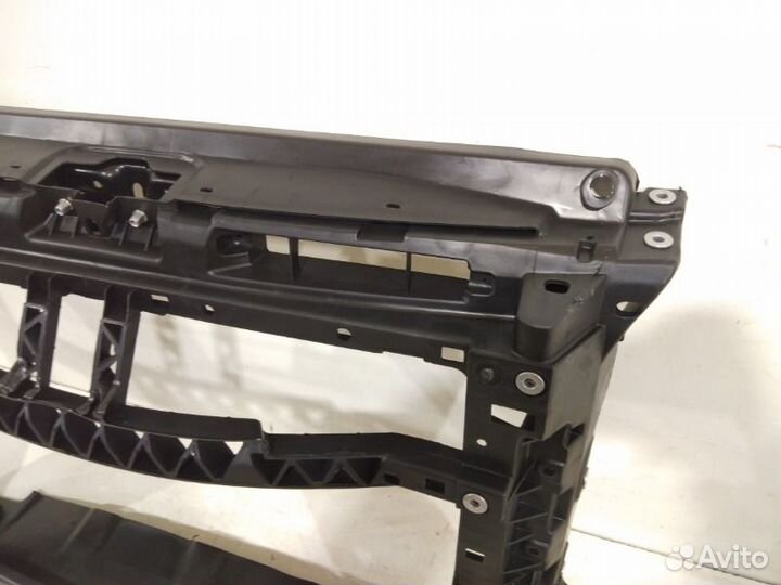 Панель передняя (телевизор) Volkswagen Polo 5