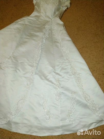 Продам свадебное платье