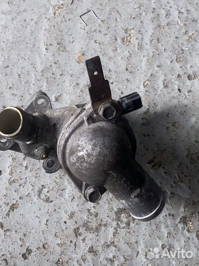 Корпус термостата Mitsubishi Lancer 9