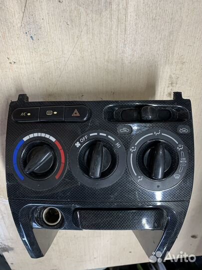 Блок управления печкой geely mk