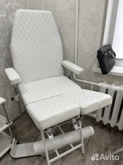 Педикюрное кресло