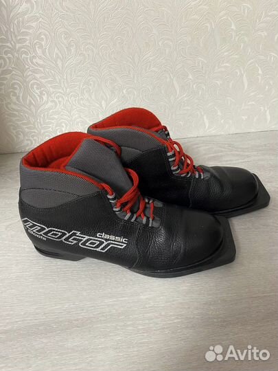 Беговые лыжи с ботинками унисекс