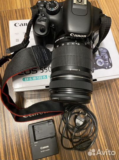 Зеркальный фотоаппарат canon eos 550D 18-135