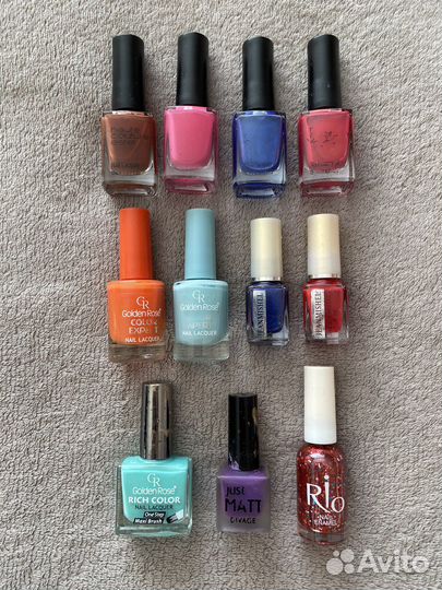 Лаки и наклейки для ногтей