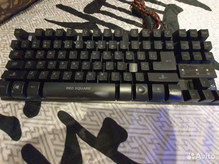 Игровая клавиатура с подсветкой rgb