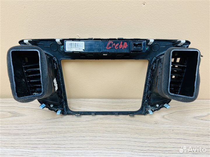 Рамка магнитолы Hyundai Creta 2016-2020