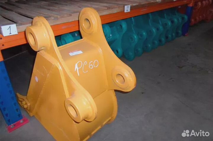 Ковш стандартный на Hitachi EX135 (без проушин)