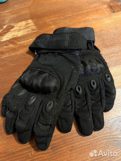 Тактические перчатки