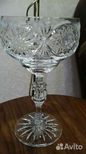 Новые хруст.креманки и ладьи - 8 штук. и Бокалы 6ш