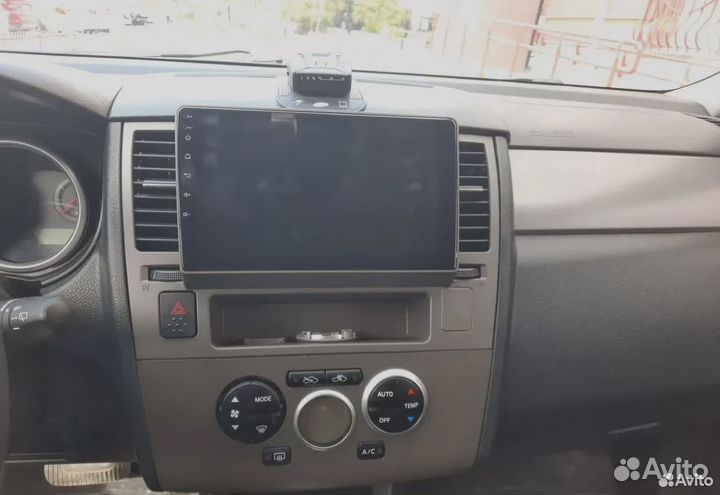 Магнитола Tiida