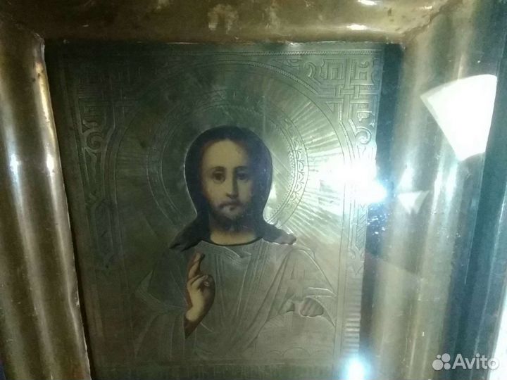 Икона Спаситель в киоте