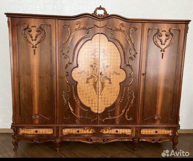 Спальный гарнитур д 10