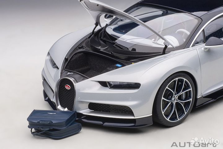 AutoArt Bugatti Chiron 1:12