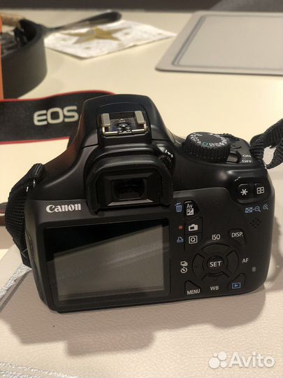 Фотоаппарат Canon EOS 1100D