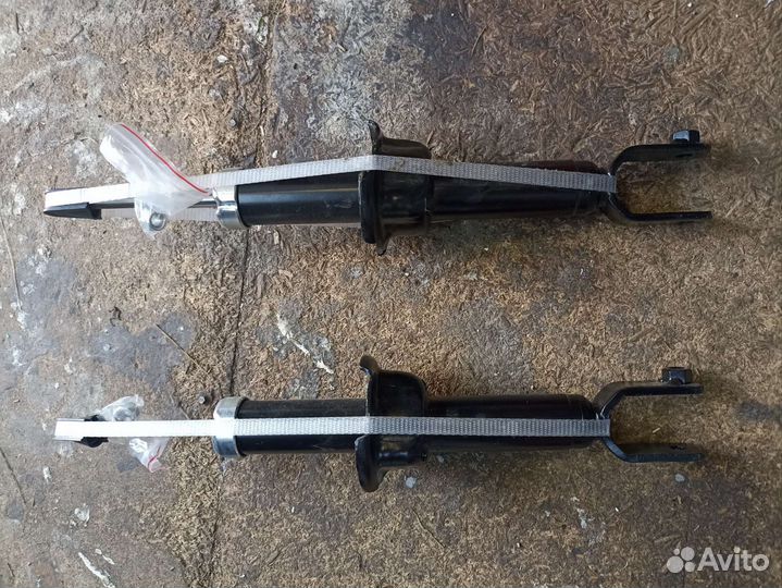 Задние стойки Honda Civic 5