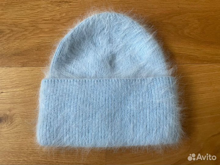 Новая шапка-бини из ангоры