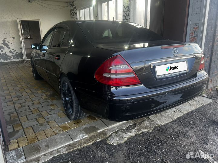 Mercedes-Benz E-класс 2.2 МТ, 2005, 390 000 км