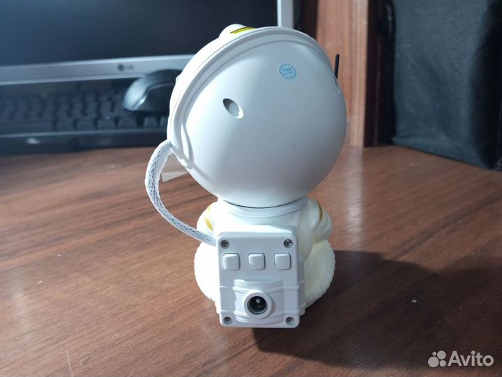 Ночник астронавт