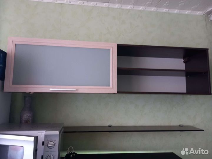 Полка настенная навесная