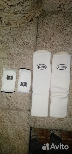 Шлем,кимоно, защита. Спорт