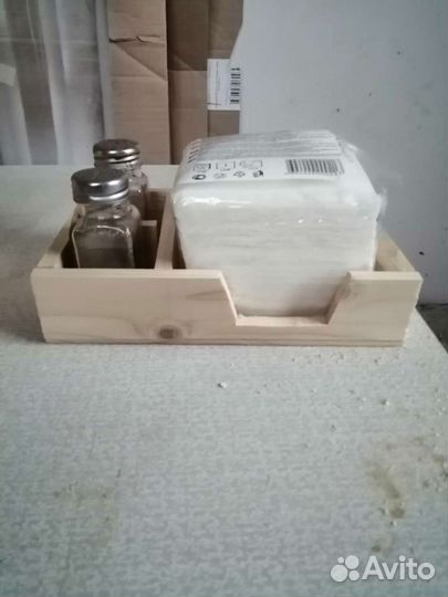 Салфетница из дерева