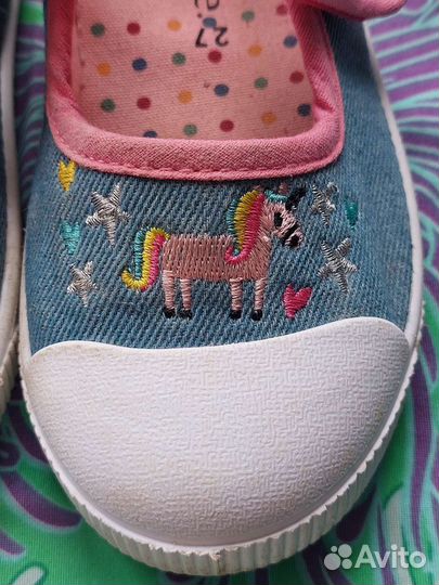 Сандали, кеды, босоножки