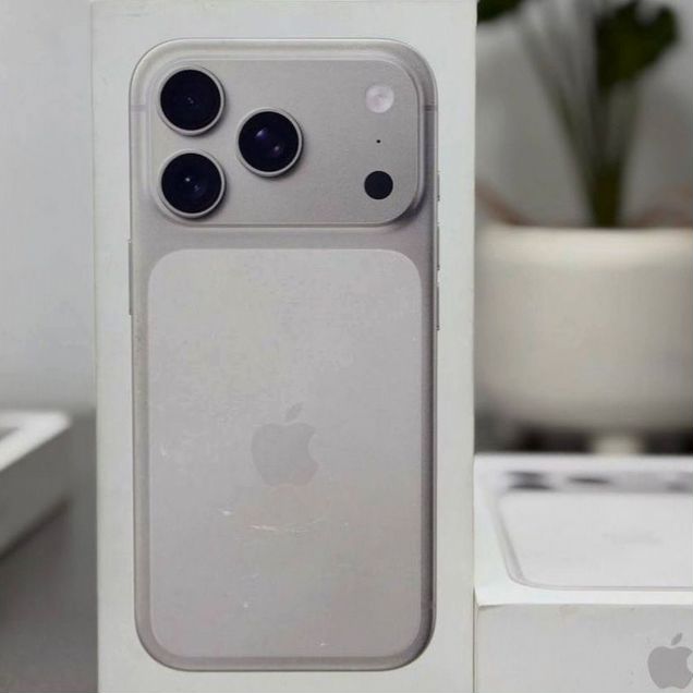 iPhone 17 Pro, 1 ТБ, SIM + eSIM