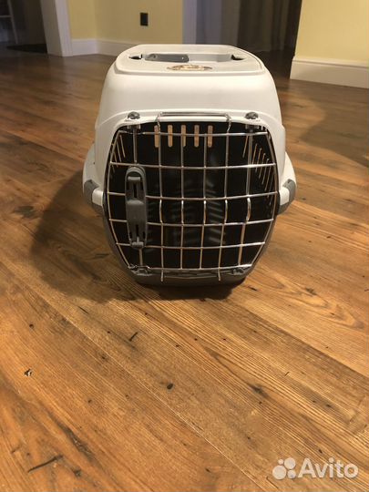 Переноска и лоток для кошек