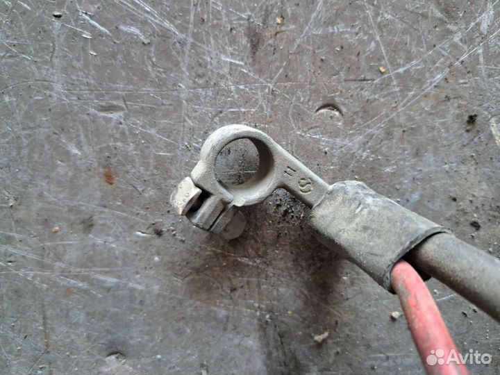 Клемма аккумулятора Volkswagen Passat B6