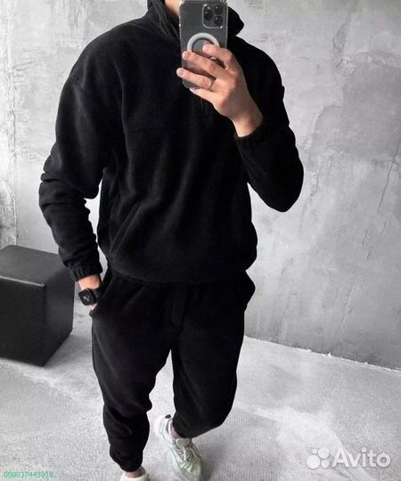 Спортивный костюм