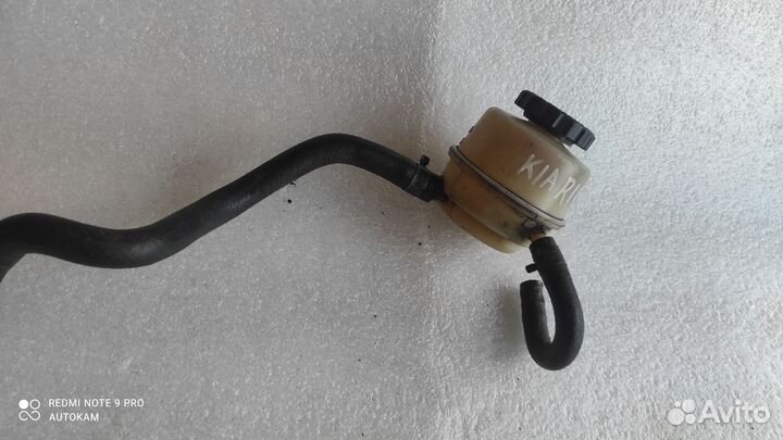 Бачок гур Kia Rio 1