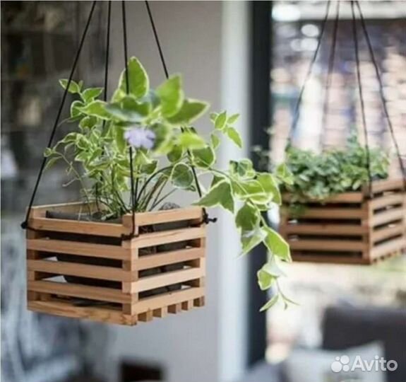 Кашпо подвесное
