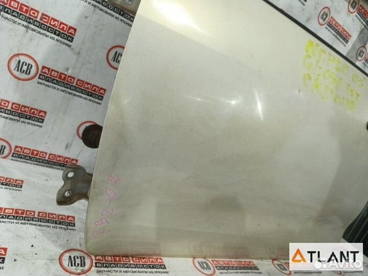 Дверь передний левый toyota IST