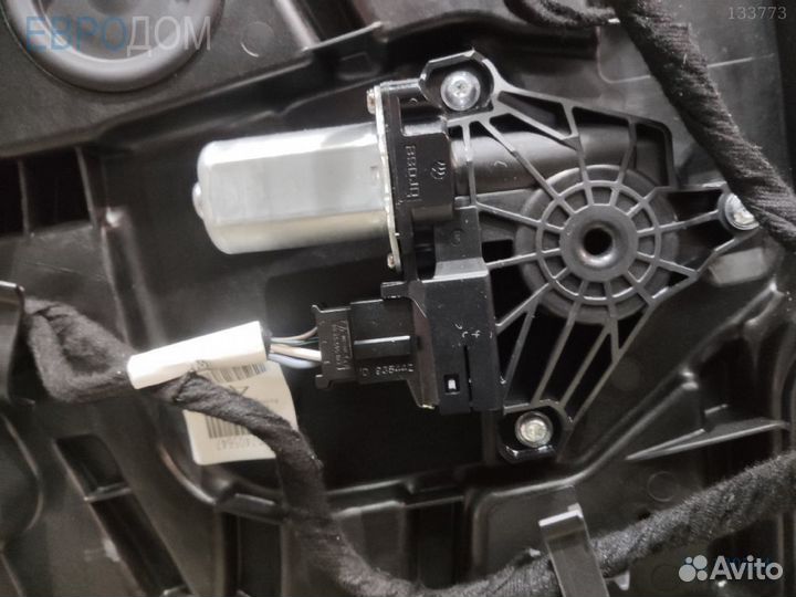 Стеклоподъемник задний левый mercedes W166 s1130534