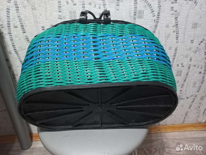 Плетеная корзинка